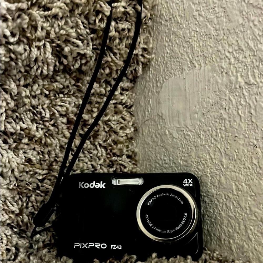 Kodak PIXPRO FZ43 Black Digital Camera